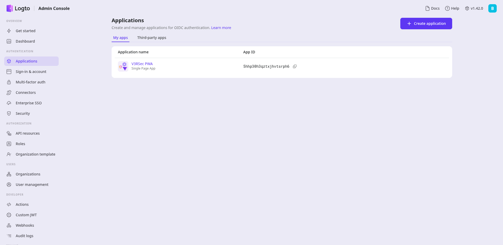 Lista de aplicativos no console do Logto mostrando o aplicativo V3RSec PWA cadastrado como Single Page App